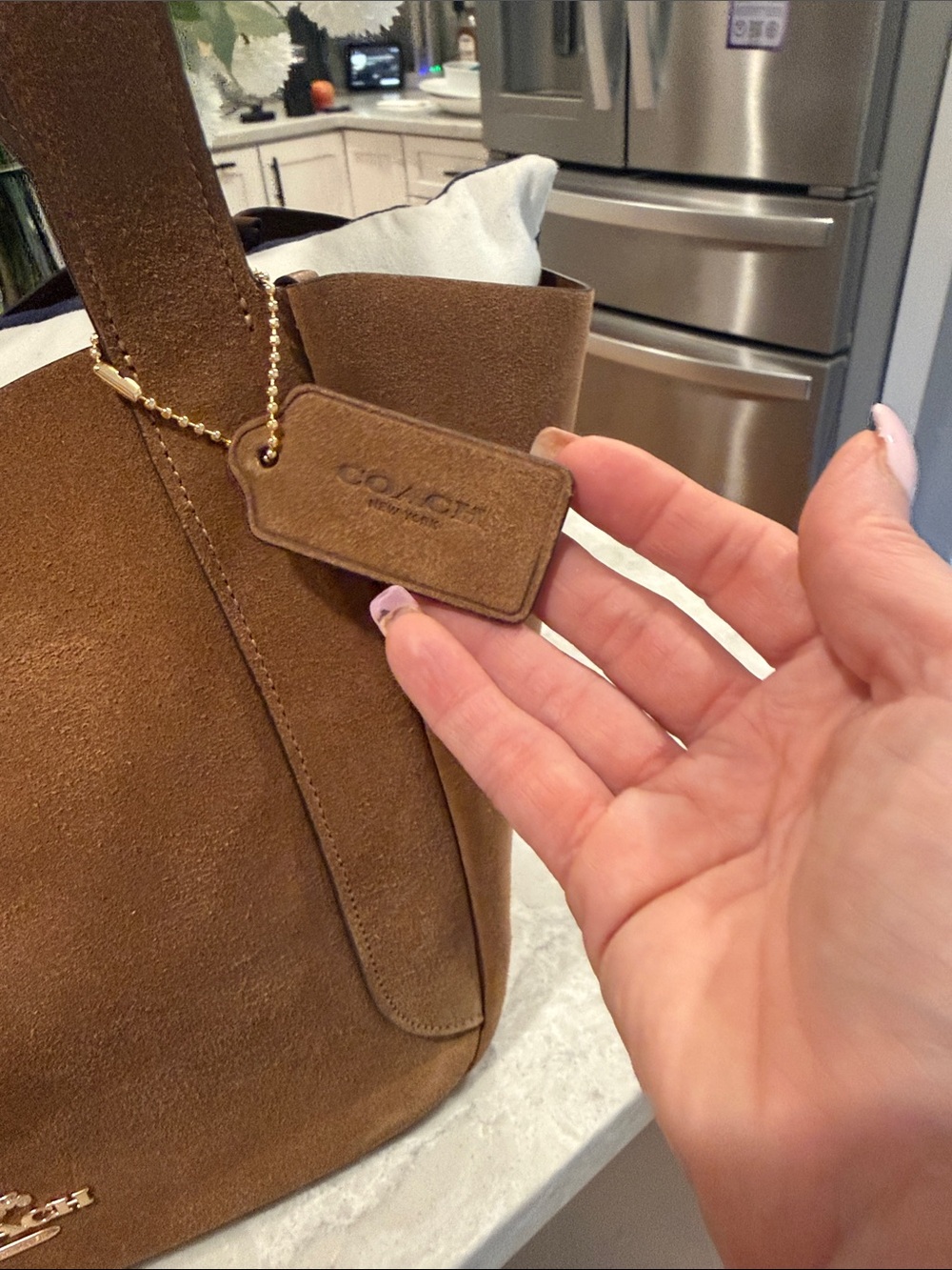 Coach Hadley Turnlock Tote Bag in suede - Picture 4 of 11
